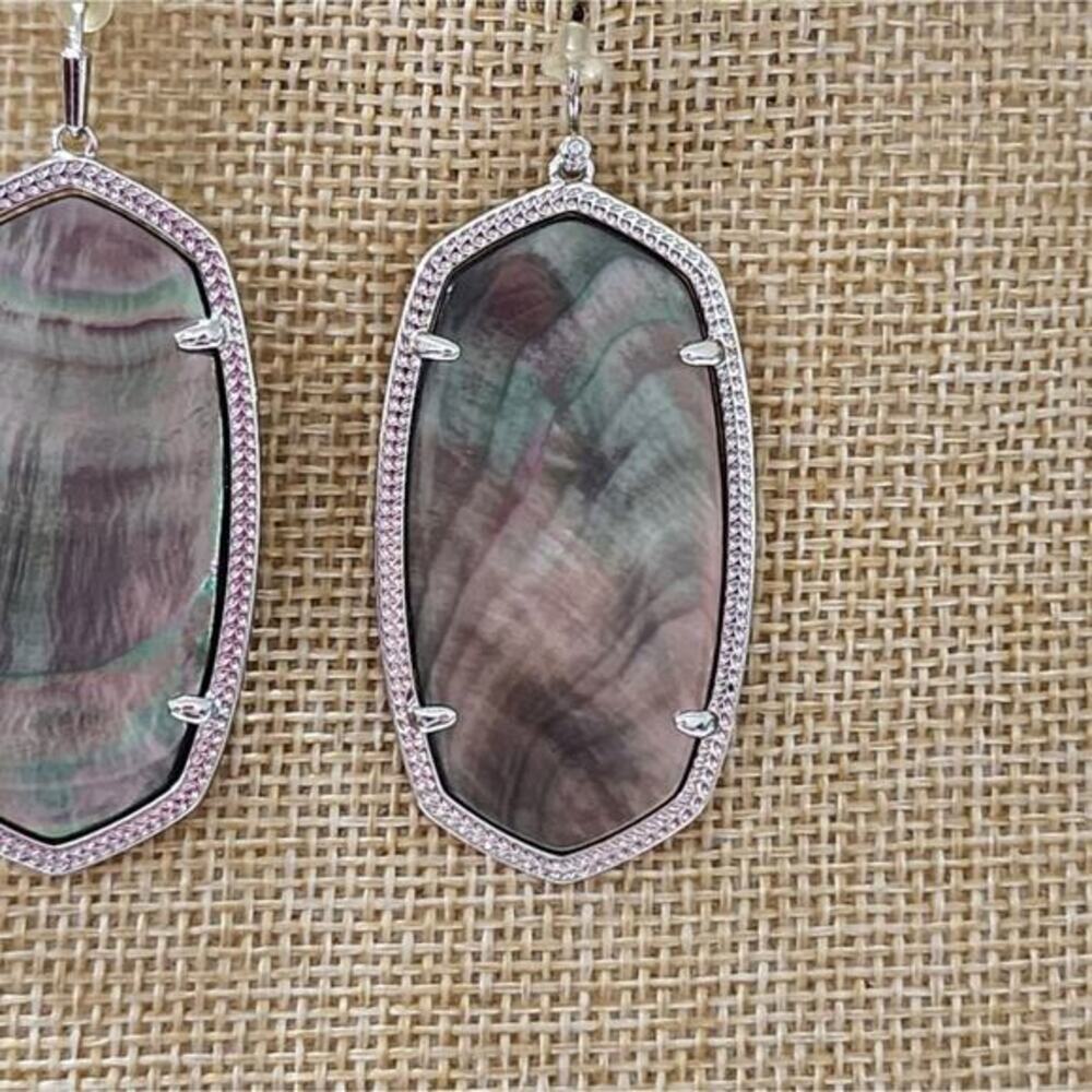 Kendra Scott Black MOP Mother of Pearl? and Silver Rhodium Danielle Earrings - Picture 2 of 7